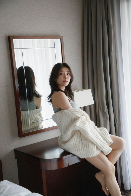 Japanese Idol Kanon Shizaki Kabone digital photo book re unplugged Miss KON com 015