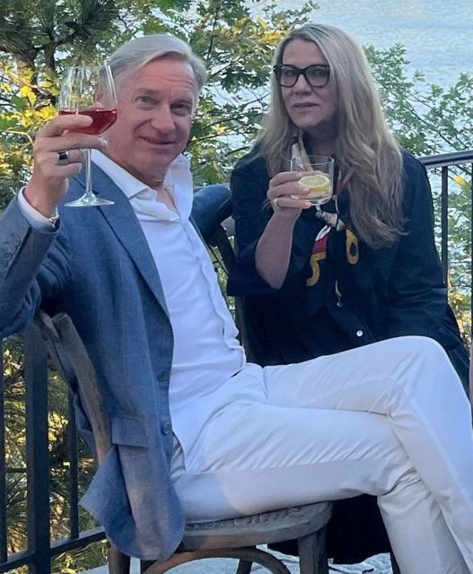 Screenshot-2023-08-22-at-00-45-11-Paul-Feig-on-Instagram-Our-wonderful-friend-Lauri-Carlton-seen-in.png