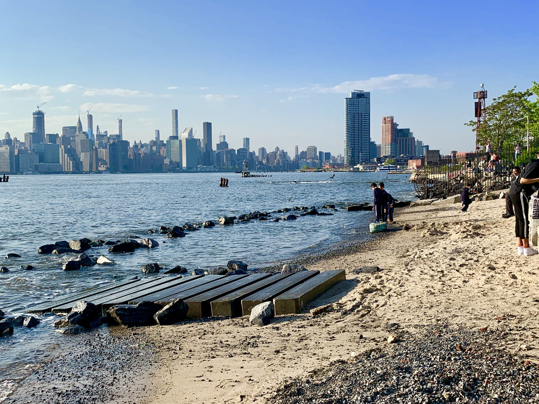 6CED7EEA-6F79-4425-BED7-09DFF573B3A7