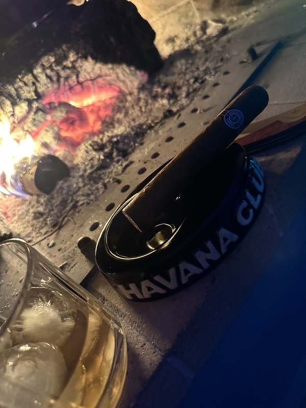 57B94CC3-C015-4EF8-804C-4AE961A5C763