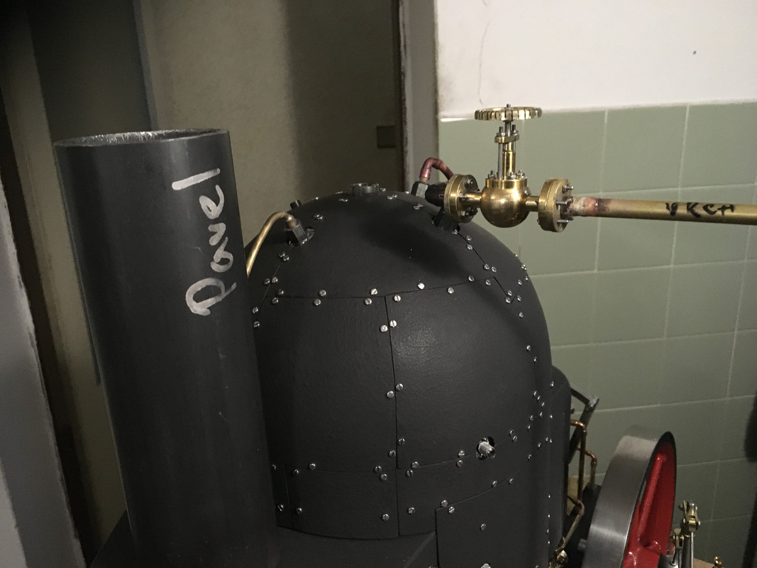 8C0D06EC-2AC2-4B1A-95F7-4504D44A68BF