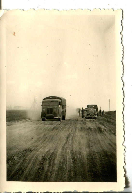 Orig.Foto Französischer Beute - LKW Wehrmacht be