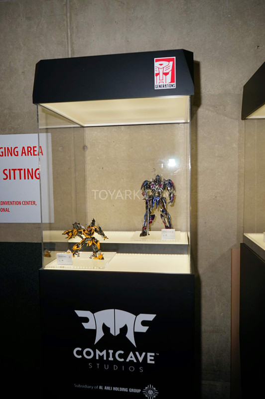 SDCC-2015-Comicave-Studios-Transformers-001