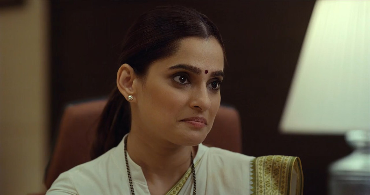 City of Dreams (2023) Season 3 [Hindi + Tamil + Telugu + Malayalam + Kannada] WebRip 480p 720p ESub - Complete Screenshot