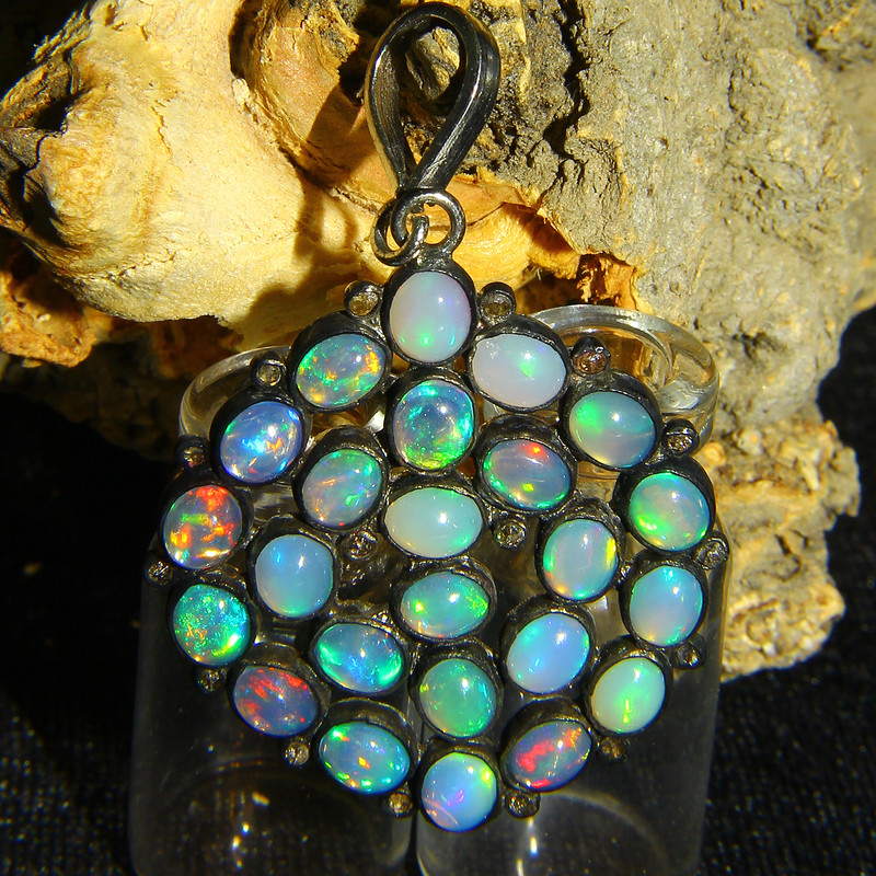 Natural Ethiopian Welo Fire Opal Diamond 925 Sterling Silver Pendant 5 Grm AZ-38