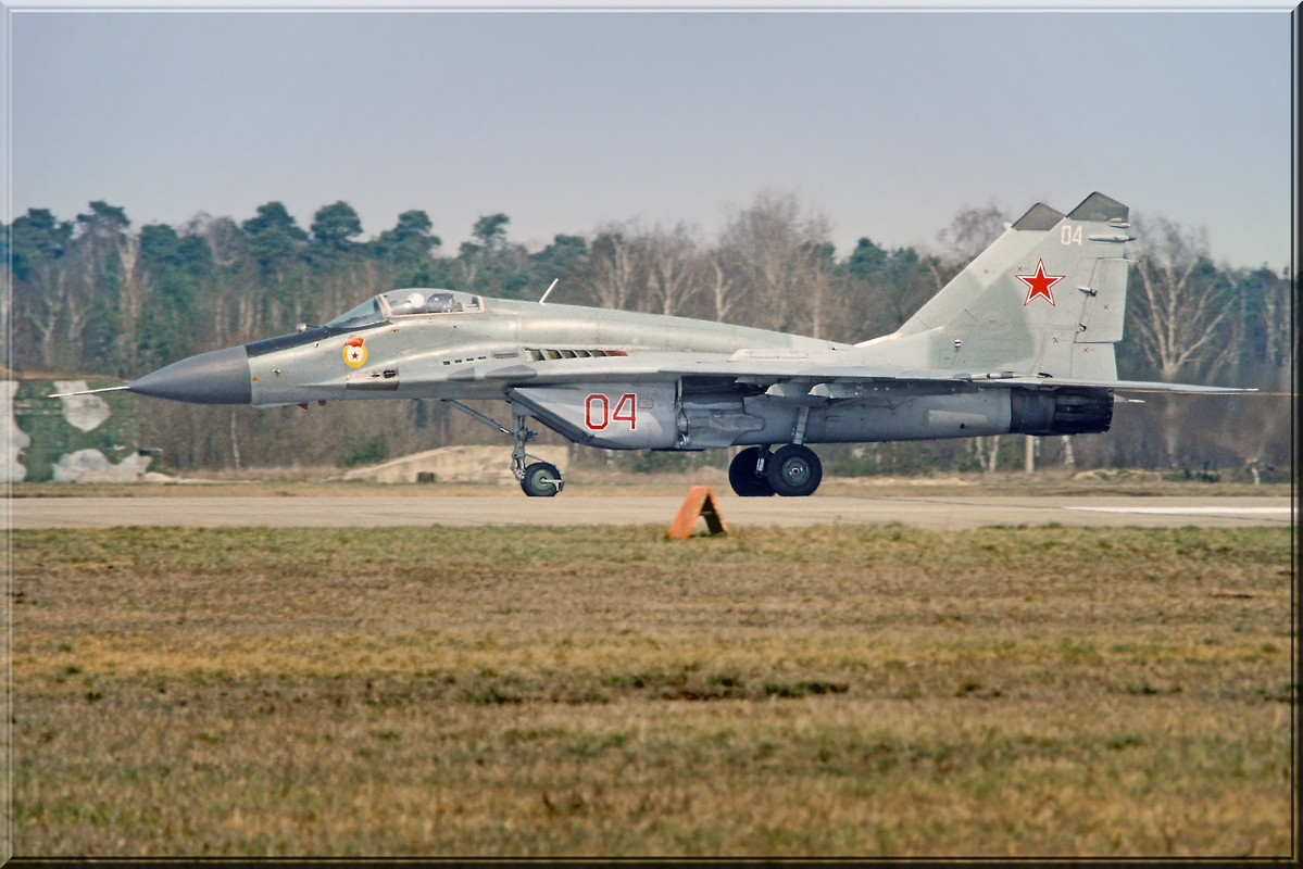 31 GvIAP MiG-29S, 04 red spring 1993