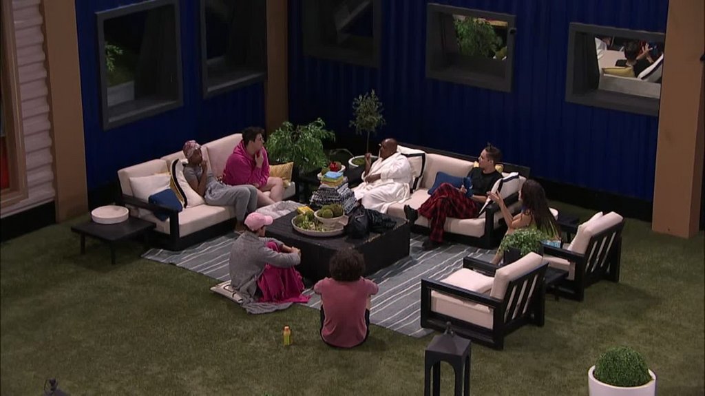 [Image: 309kb6gqcydd.jpg]