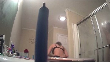 [Image: Voyeur11645085649.jpg]