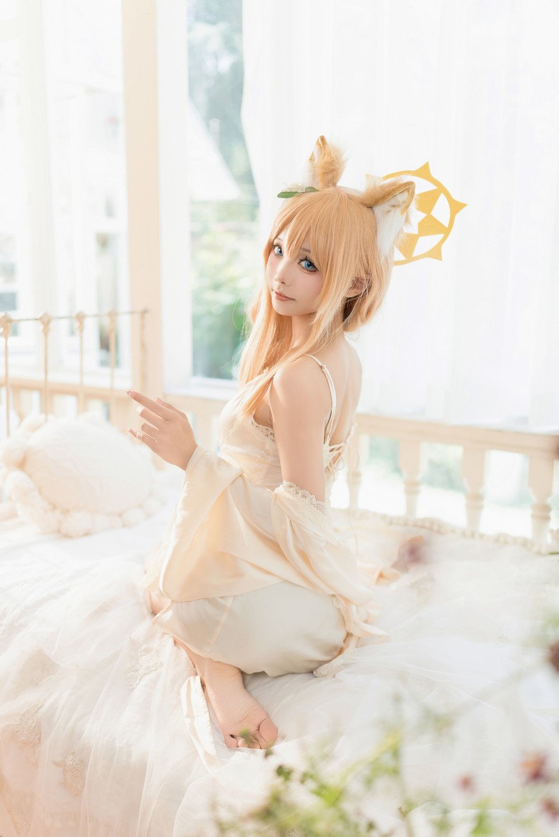 艾西Aiwest 碧蓝档案伊落玛丽睡衣Cosplay写真图集 高清图集 34P (102.2M)插图3