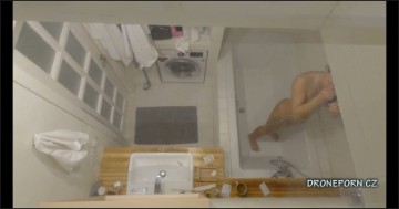 [Image: Voyeur56135100421.jpg]