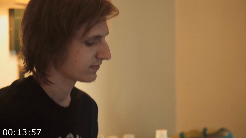 [Image: zoe5f2w2mcf2.png]