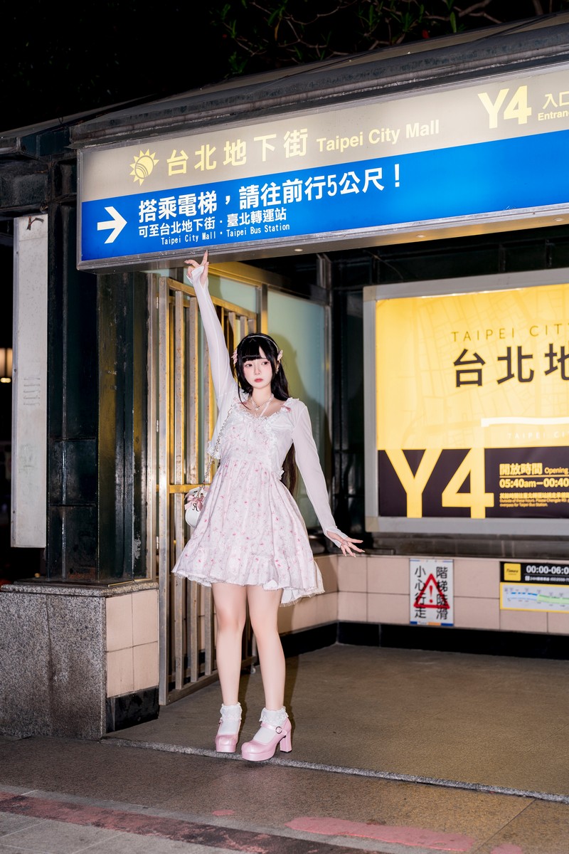 落落Raku 似水流年 氛围感写真图集 56P插图5