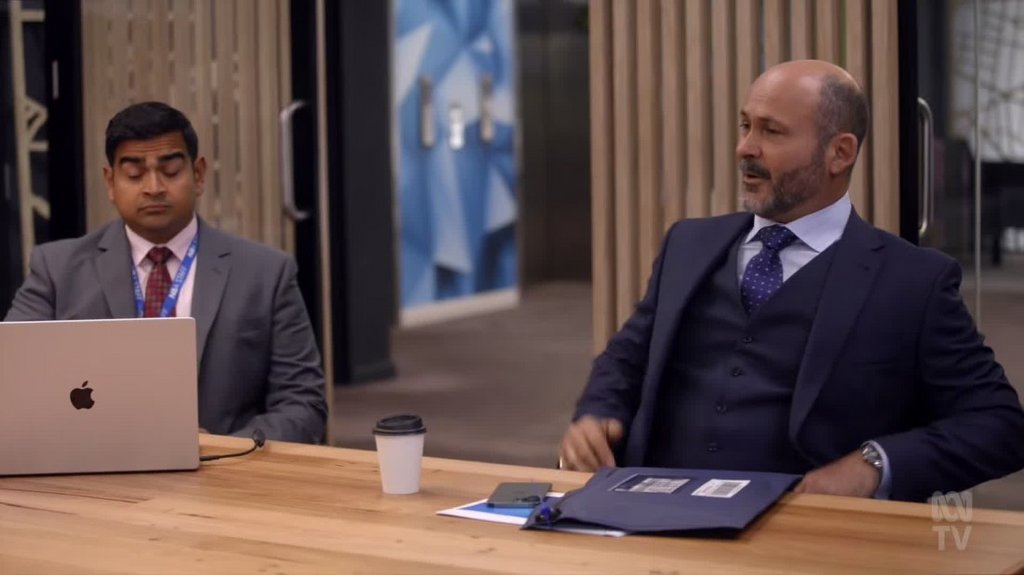 [Image: 6jsxkx7uku49.jpg]