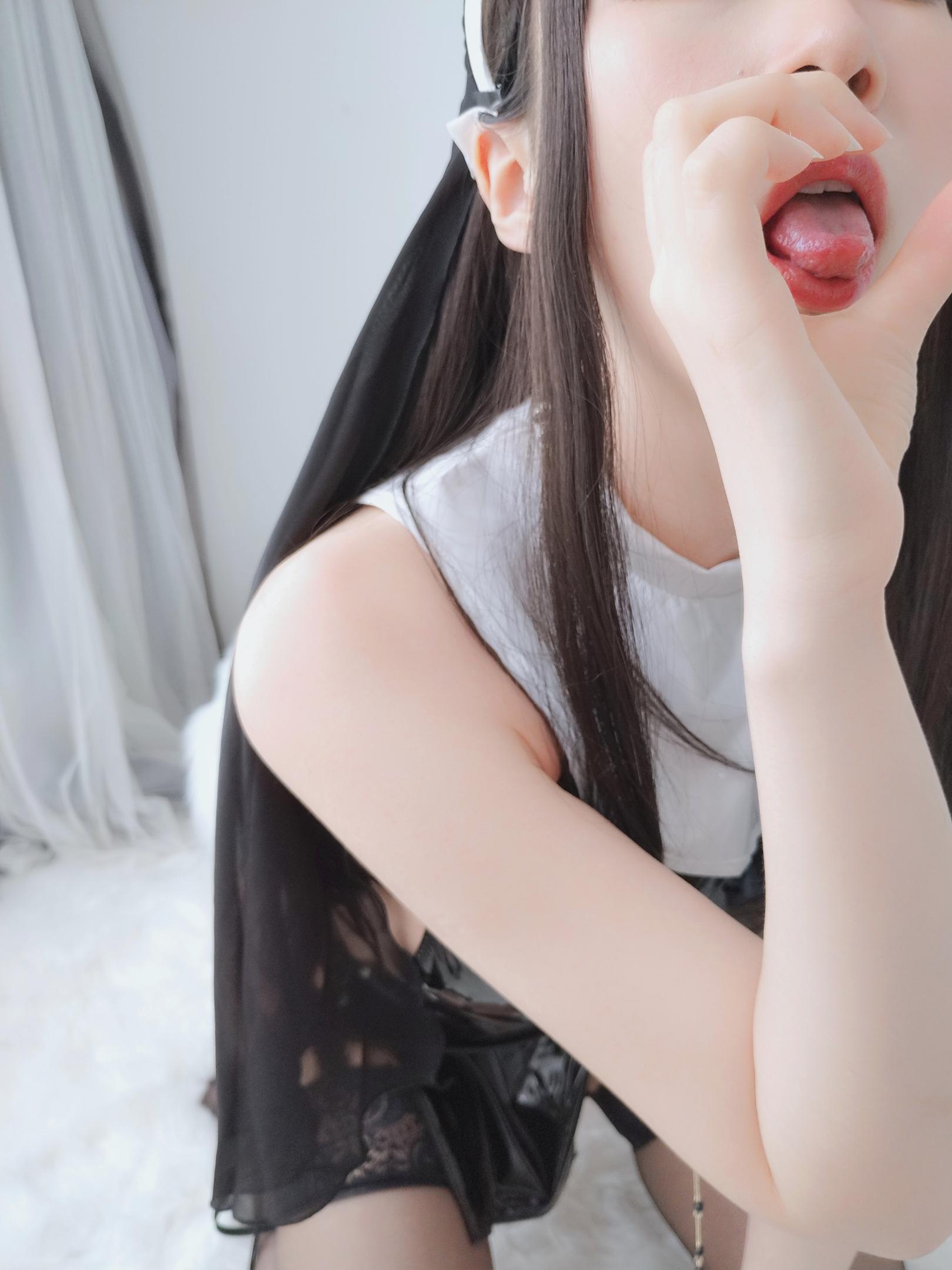 白银81 NO.015 皮衣修女 52