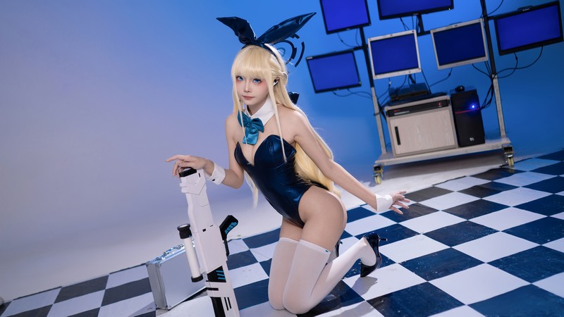 艾西Aiwest 小时兔女郎Cosplay写真图集 兔女郎主题高清图集 35P (394.4M)插图6