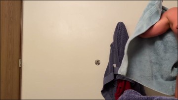 [Image: Voyeur20065104136.jpg]