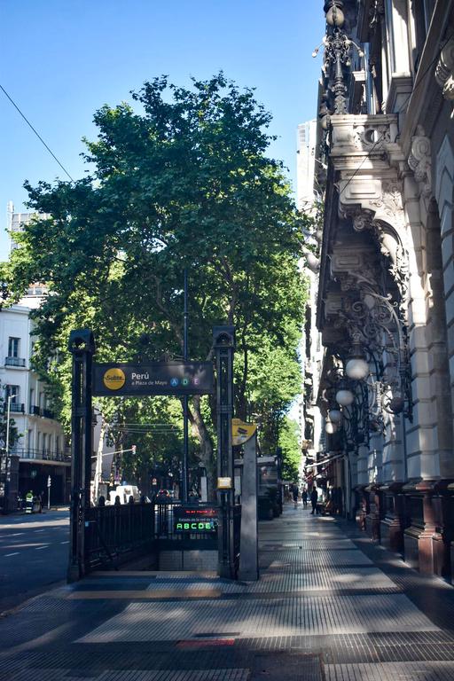 В джазе только девушки или аргентинско-бразильский калейдоскоп В джазе только девушки или аргентинско-бразильский калейдоскоп