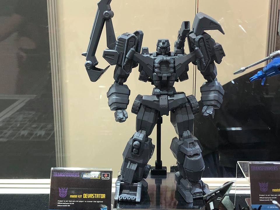 07-Flame-Toys-Furai-Model-G1-Devastator