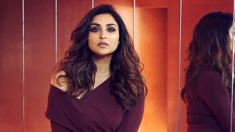 মায়েদের শরীর নিয়ে কটূক্তি নিয়ে পরিণীতি চোপড়ার প্রতিবাদী স্বর