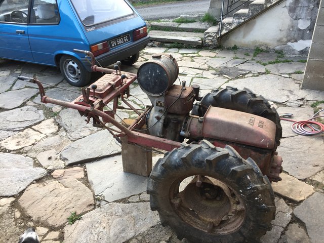 92DA5B02-D5C8-43B3-B46F-F0E80BF62A7B