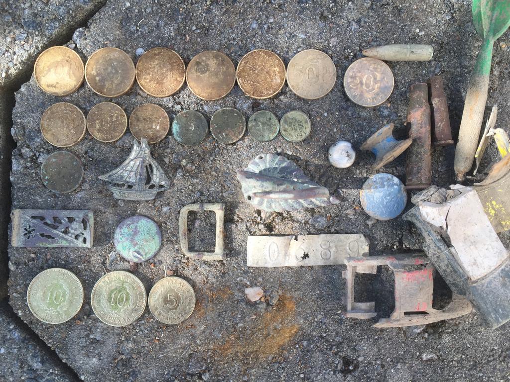 2889E708-8D62-4CF5-AD17-CFBAA1FAB104