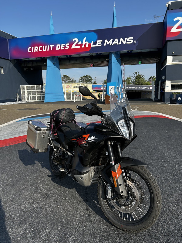 40A64A21-C861-4948-8102-CC0E2AF9C2FE