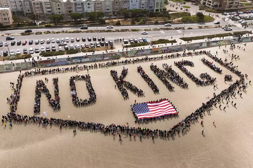 563519221_10239499495565920_2374907510433243935_n