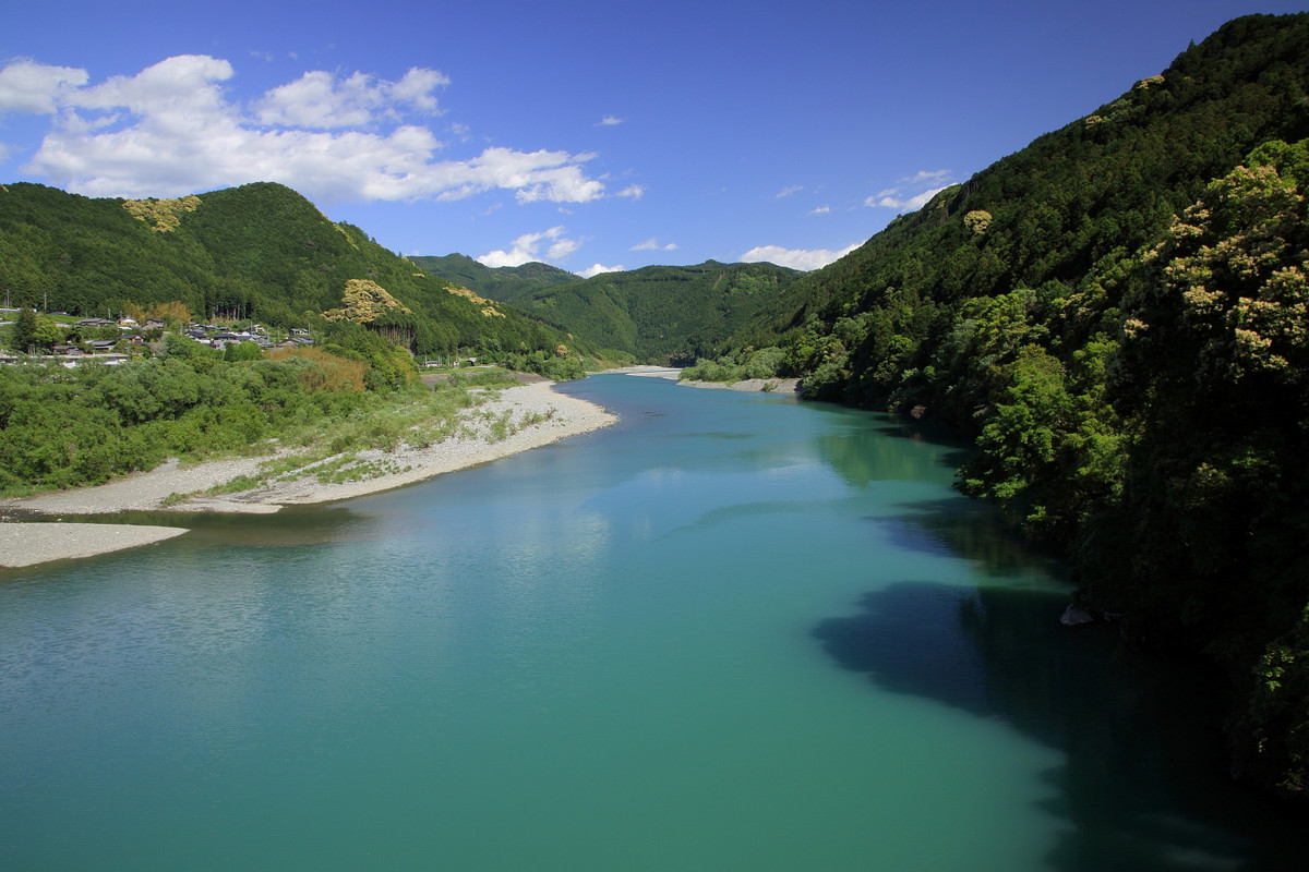 Tenryū_River,_Tenryū_Ward_Hamamatsu_2012