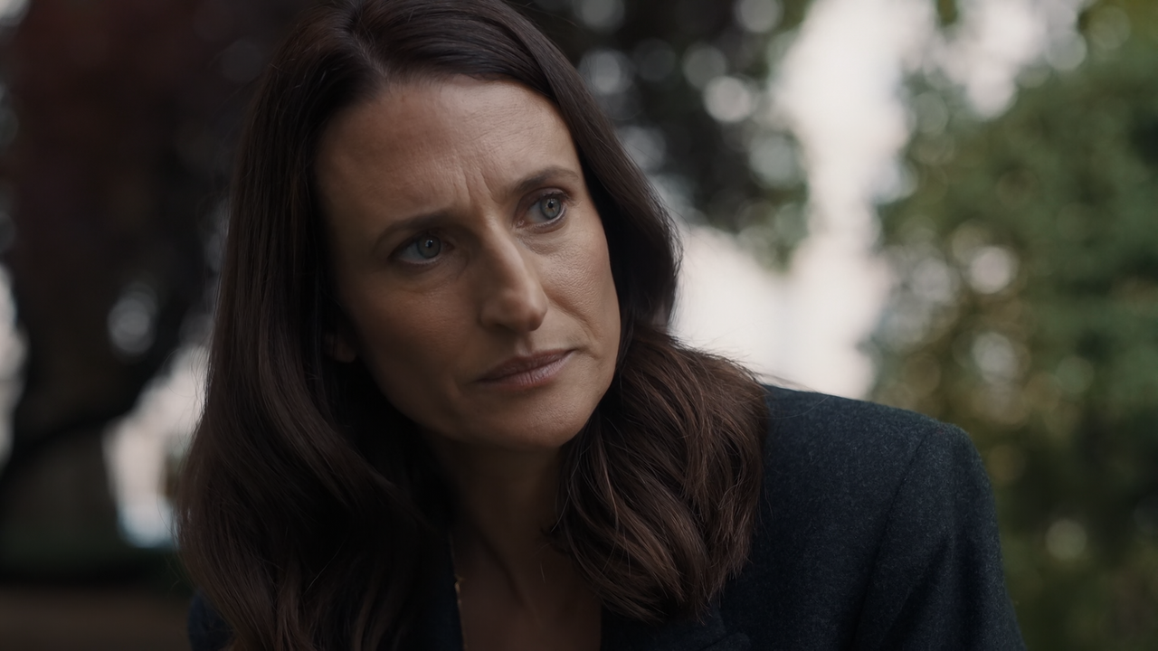 Killing.Eve.S04E03.A.Rainbow.in.Beige.Boots.1080p.10bit.BluRay.AAC5.1.HEVC-Vyndros.mkv_snapshot_17.2