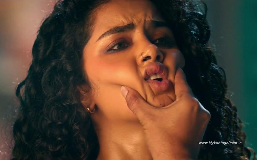 123-Anupama-Parameswaran-as-Lilly-Joseph-in-the-movie-Tillu-Square-2024