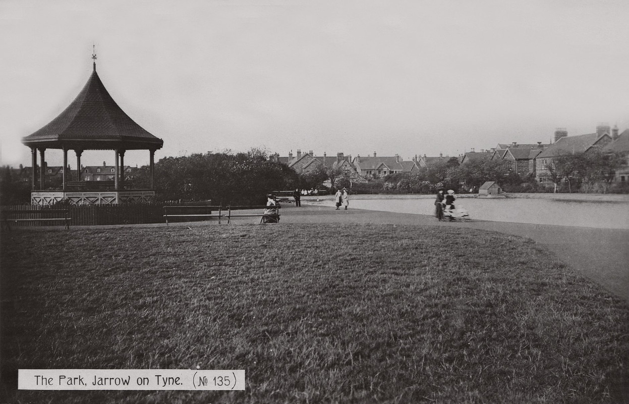 Jarrow Park postcard photo dated (posted) 22nd November 1909