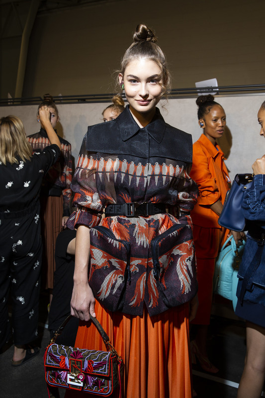 Fendi Spring 2019 Backstage PXsgOGoeguBx