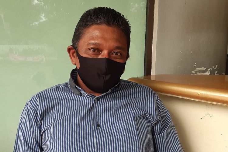 Maulana Arif Budi Satrio (38) warga Sudiroprajan, Jebres, Solo nekat mudik jadalan kaki agar bisa pulang ke Solo.