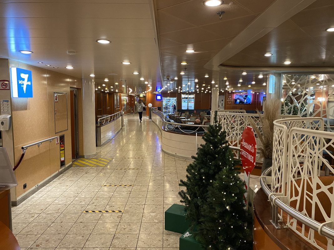 05F2C9DA-C47B-4B75-A2B0-EE46842010FF