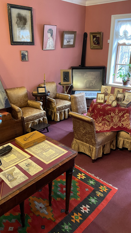 CBA5FA37-6F43-425E-9285-D2392C65E52B