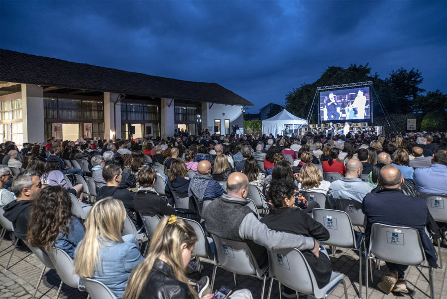 Mese della Cultura dal 30 maggio al 9 luglio a Carmagnola con letteratura, musica, teatro con grandi ospiti
