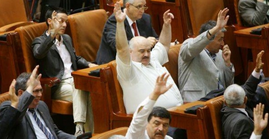 UN BANC DE...CAMPANIE ELECTORALA(SI NU NUMAI)! politicianul roman UN BANC DE...CAMPANIE ELECTORALA(SI NU NUMAI)!