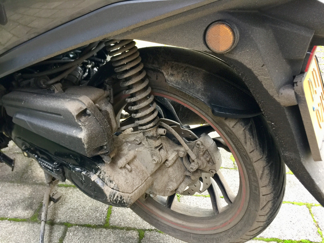 2C887D8D-A28E-4A06-AB6D-6DF0B04B324A