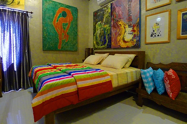kamar tamu di Kampoeng Baron Guest House