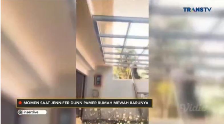Video Jennifer Dunn pamerkan rumah