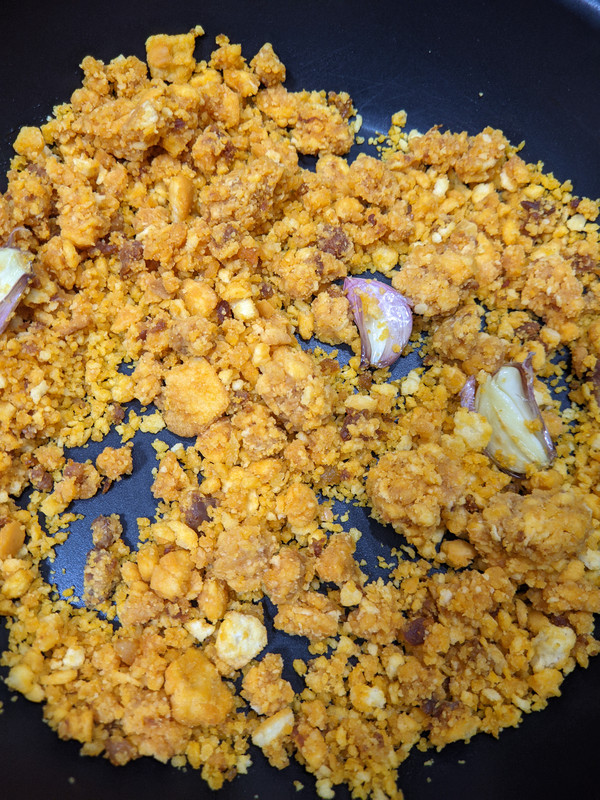 Tengo jambre pero no tengo ganas de jacer de comer.