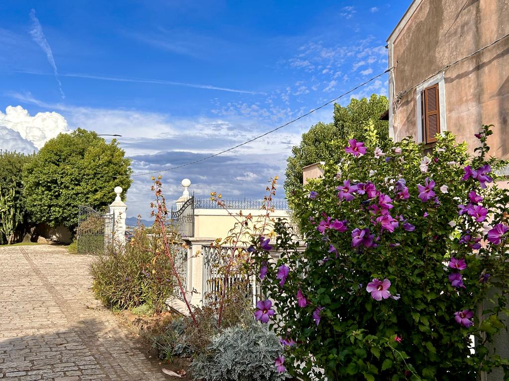 Жаркий сентябрь на побережье Тирренского моря. Жаркий сентябрь на побережье Тирренского моря.