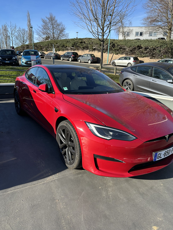 EFEEDA9C-7183-4120-9FC3-0696952F2840