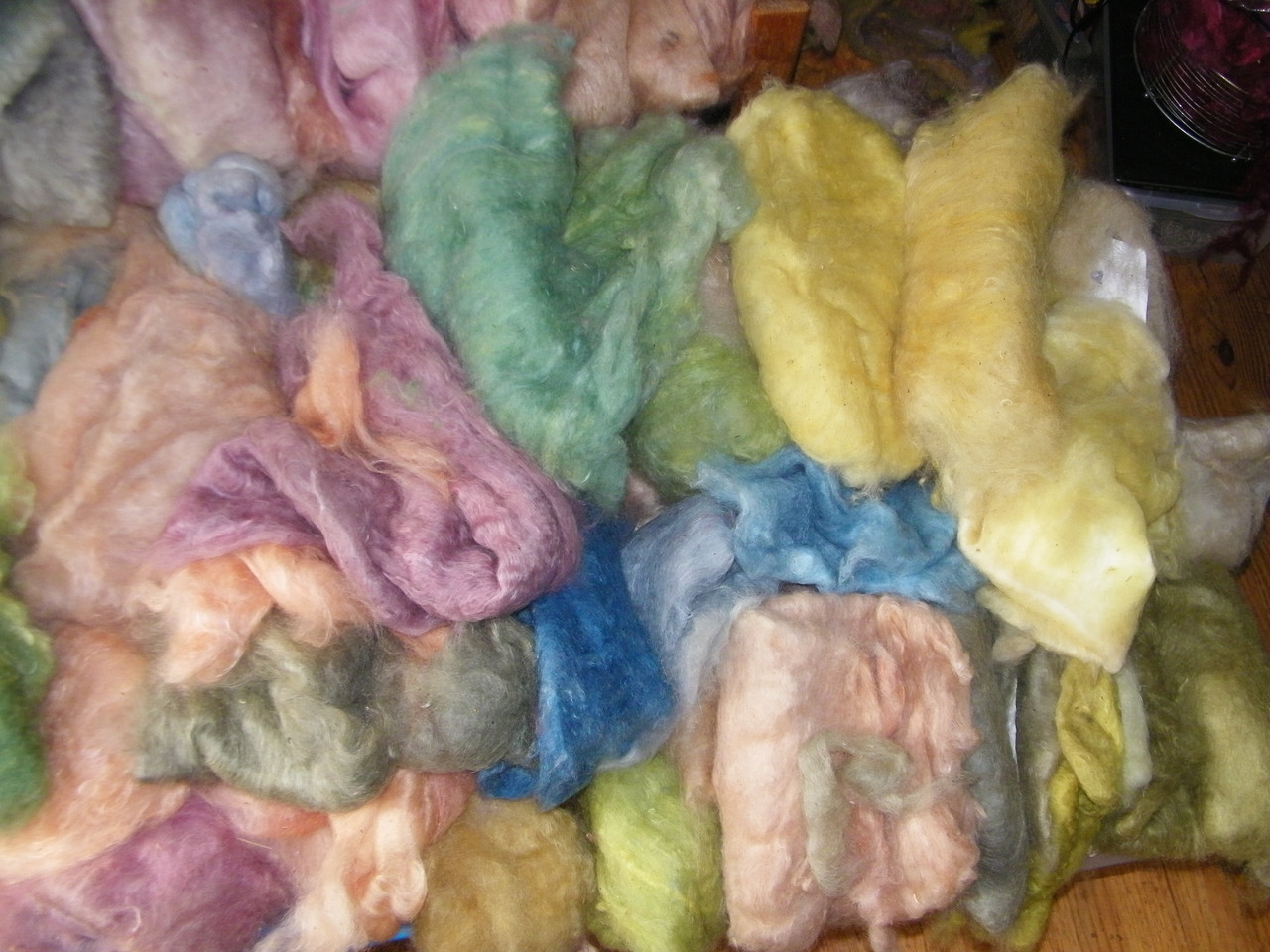 https://i.postimg.cc/QtM9LrvM/mohair-carde-couleurs-vegetales-(6).jpg