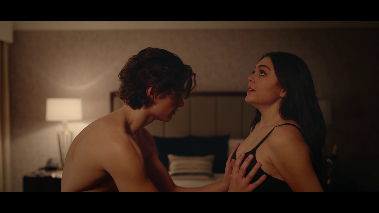 vlcsnap-2023-12-02-01h14m38s875