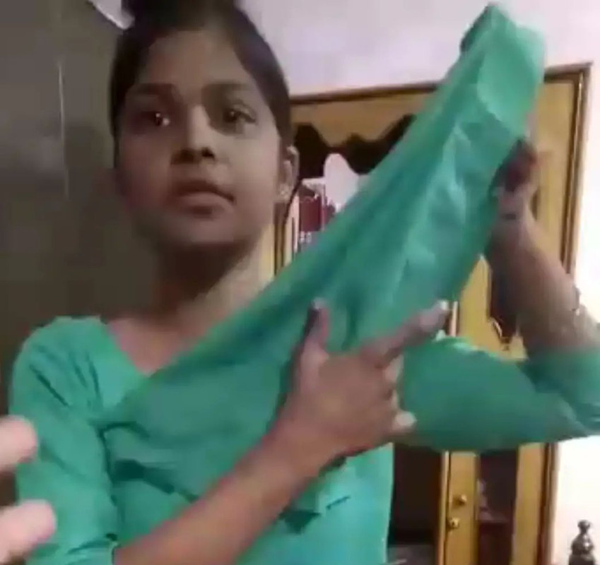 Boyfriend make a nude video for her girlfriend with Hindi audio