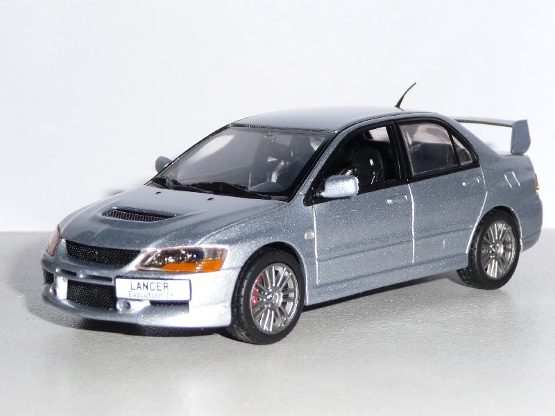 Mitsubishi Lancer Evo (1)