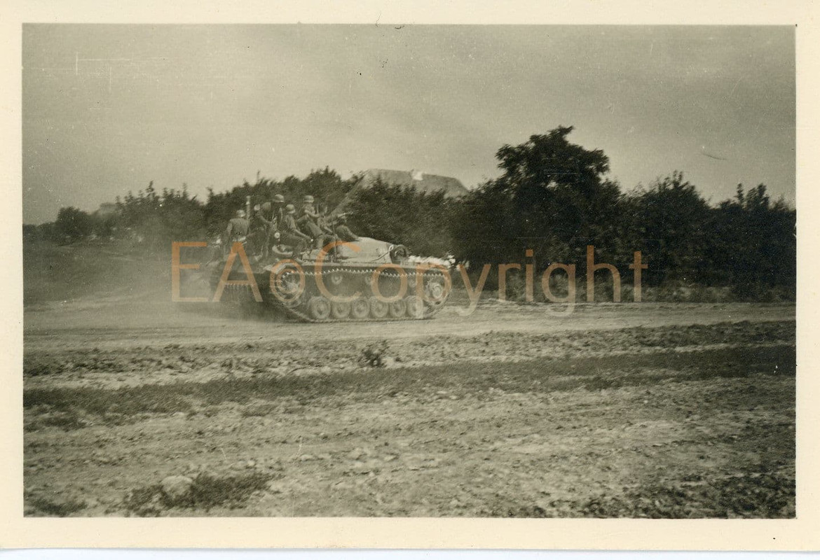 StuG Sturmgeschütz Panzer Tank Foto2