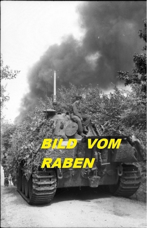 WEHRMACHT PANZER V PANTHER AUSF G IN ABWEHRKÄMPF