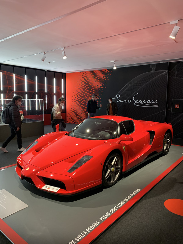 E176B22C-D0D7-4081-B5A1-44B5133DB69B